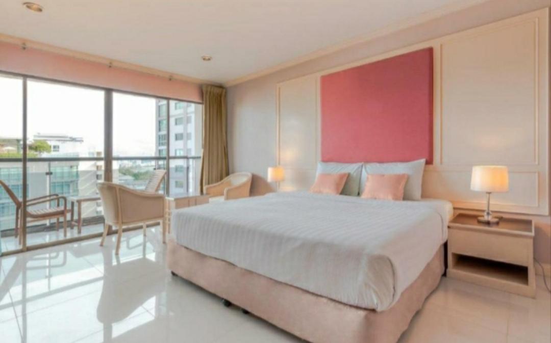 Mike Beach Resort Pattaya Exterior foto